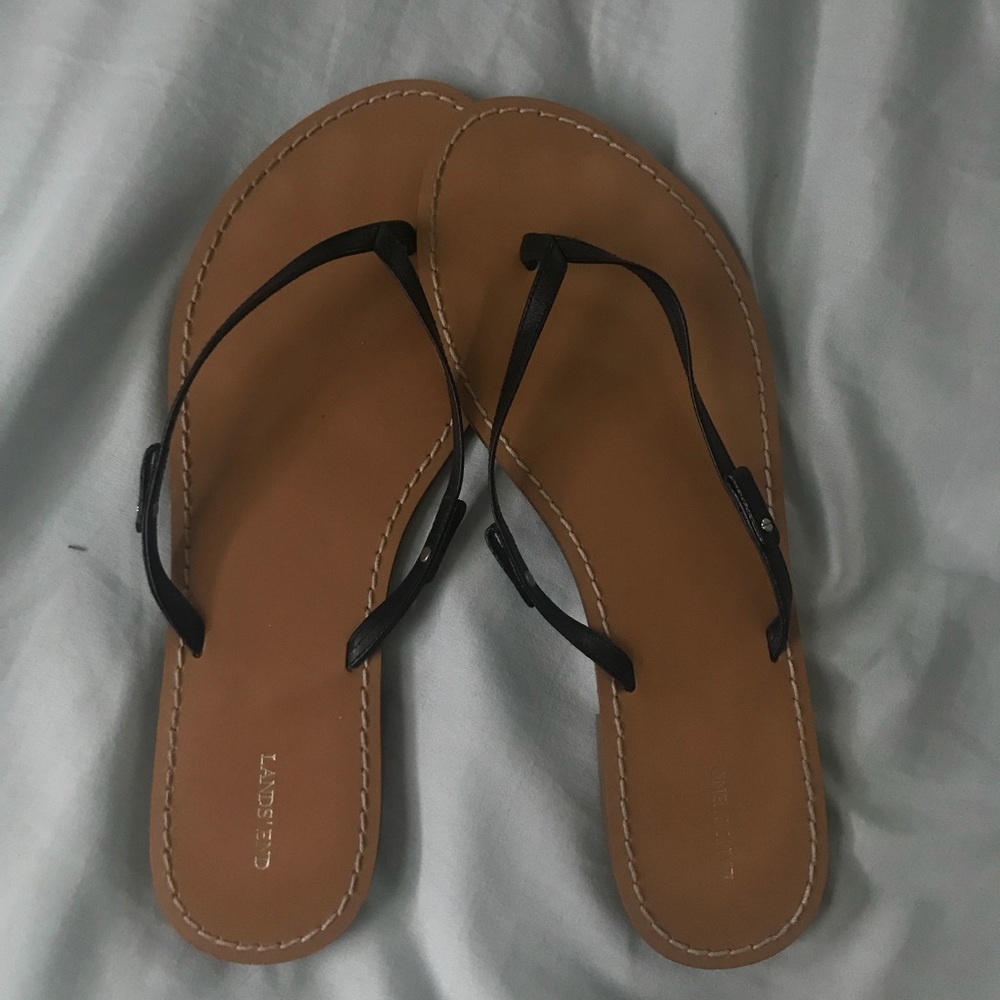 Lands’ End Flip Flops